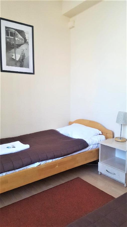 Hostel Na Zurawiej وارسو المظهر الخارجي الصورة